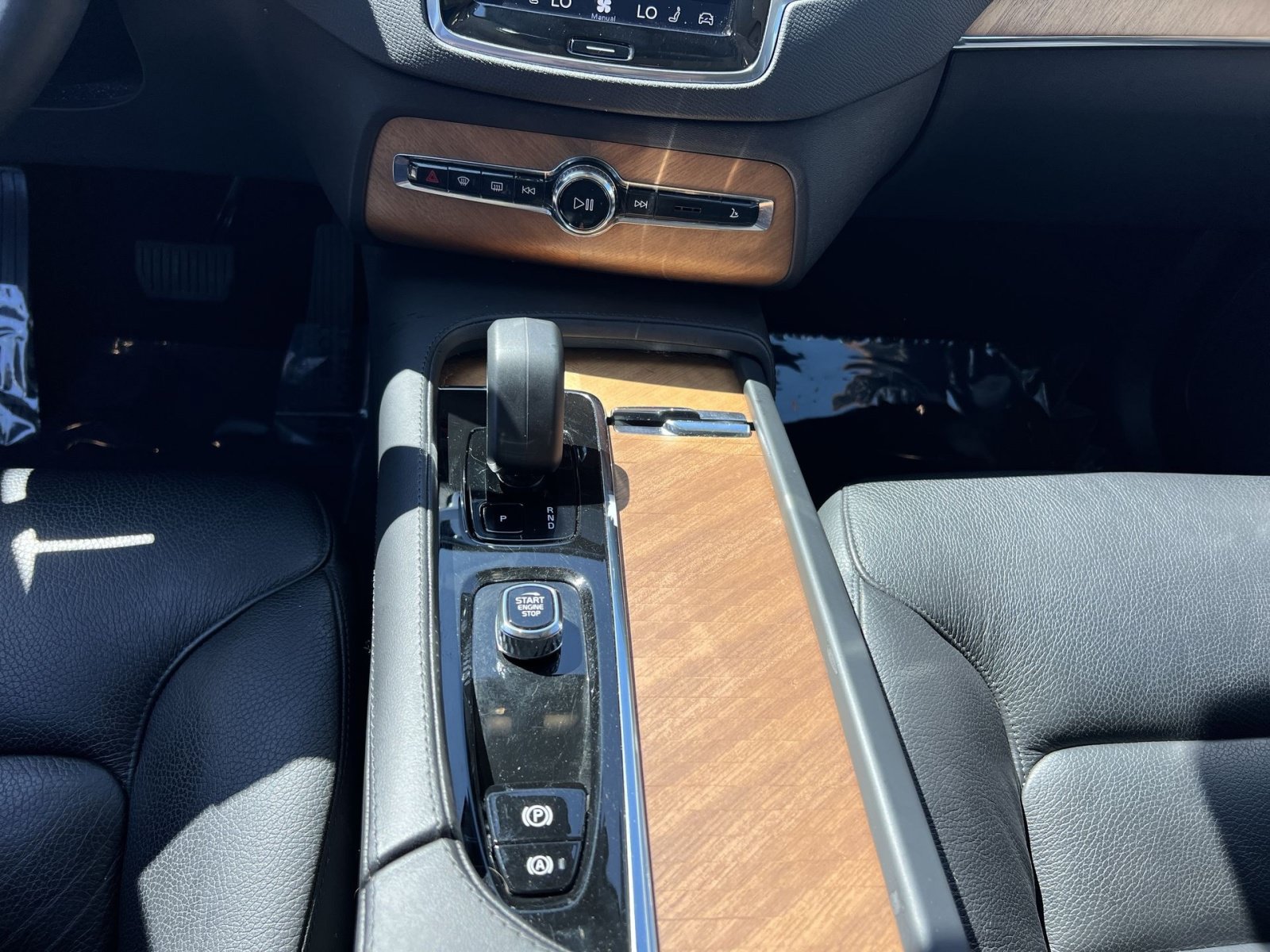 Used 2023 Volvo XC90 B6 Plus w/ Protection Package AWD/4WD image 22
