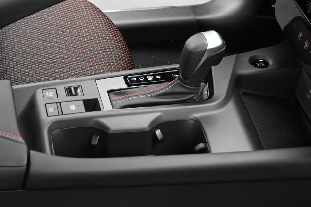 New 2026 Nissan Sentra SR w/ Floor Mat Package FWD image 37