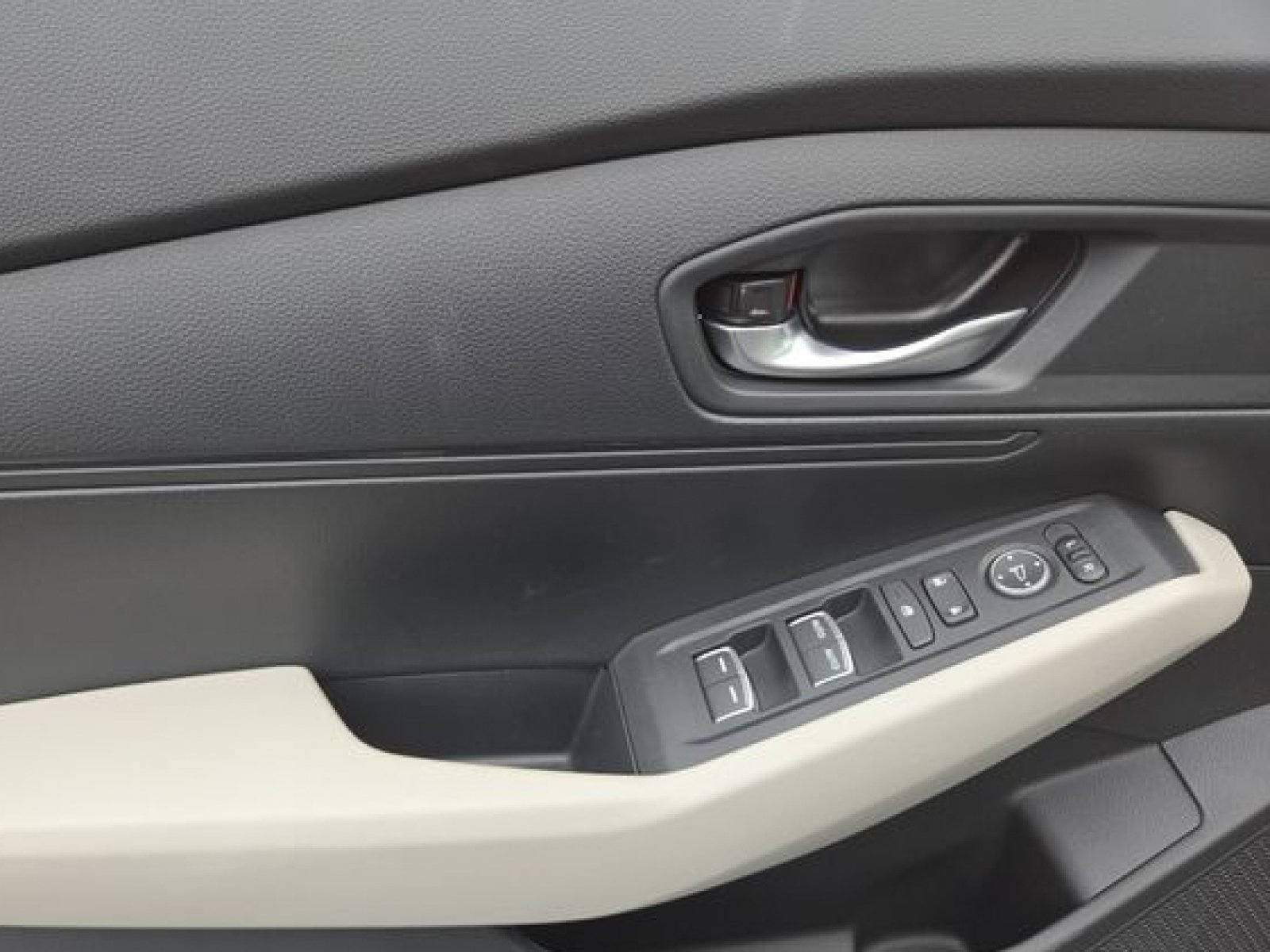 New 2026 Honda Accord LX image 32