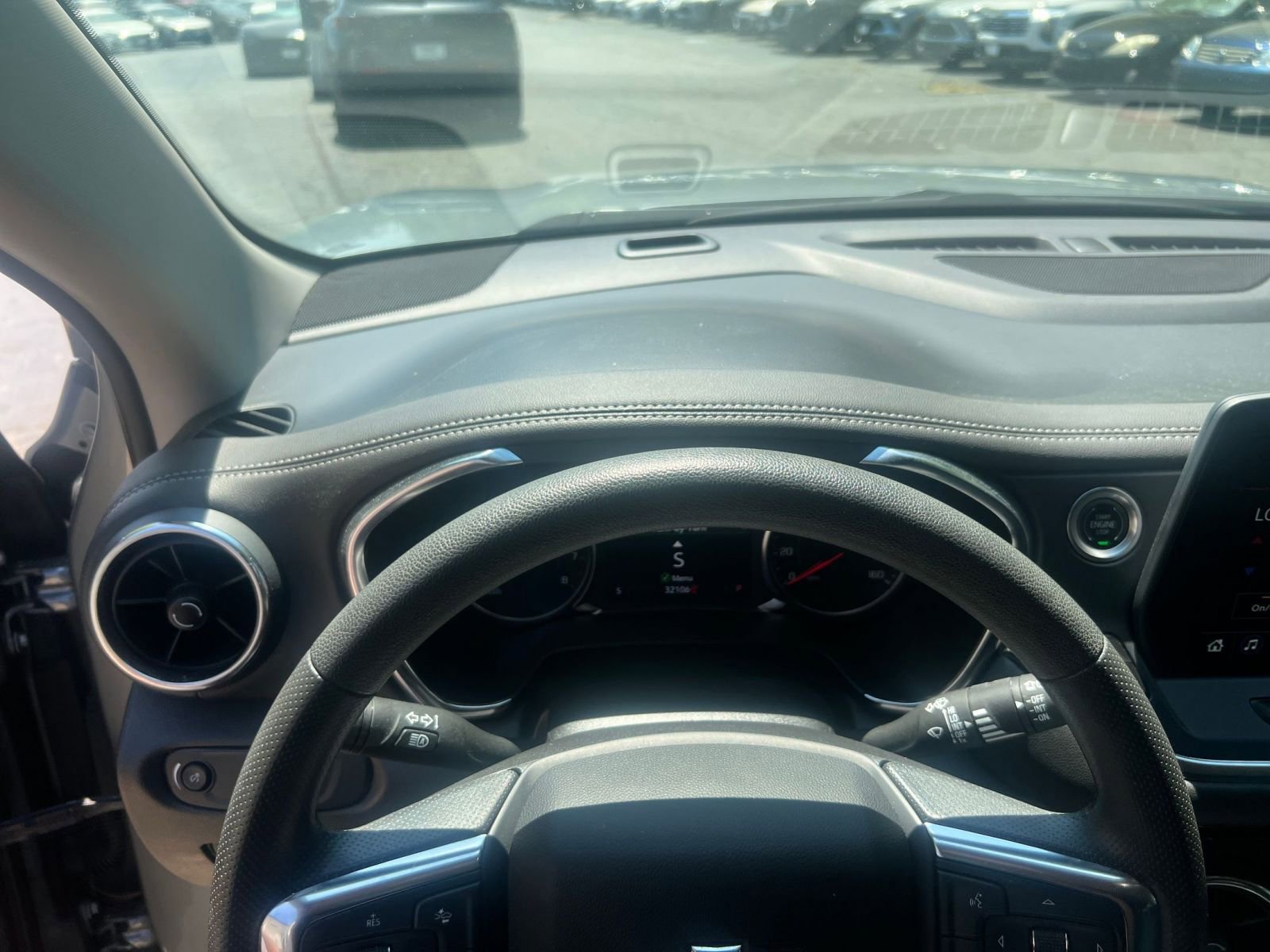 Used 2025 Chevrolet Blazer LT image 29