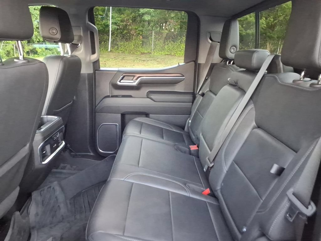 Used 2023 GMC Sierra 1500 SLT w/ SLT Premium Plus Package AWD/4WD image 20