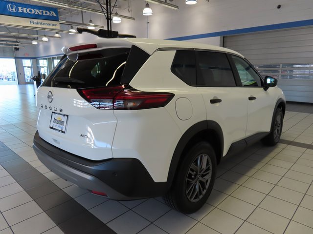 Used 2023 Nissan Rogue S image 13