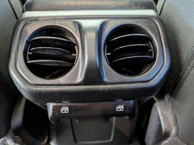 Used 2021 Jeep Gladiator Sport image 16