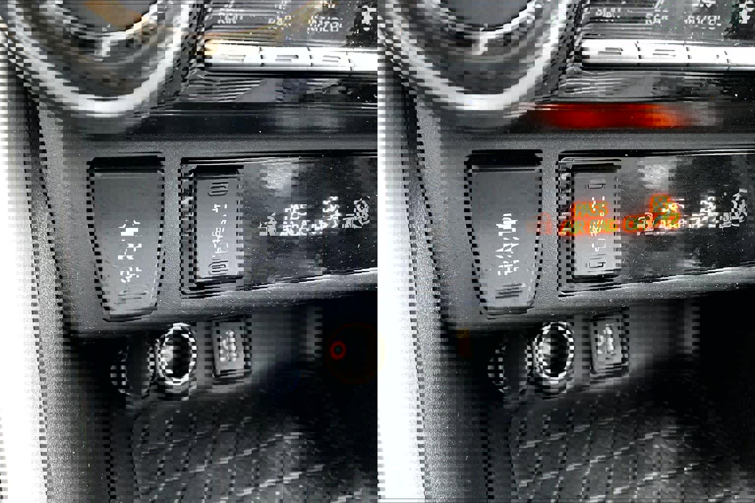 Certified 2023 Toyota RAV4 XLE Premium image 34