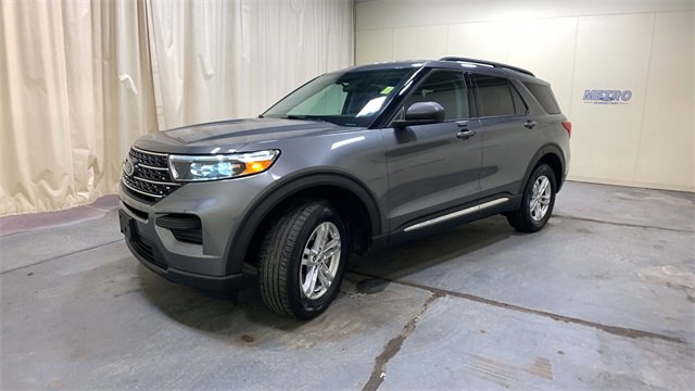 Used 2023 Ford Explorer XLT image 7