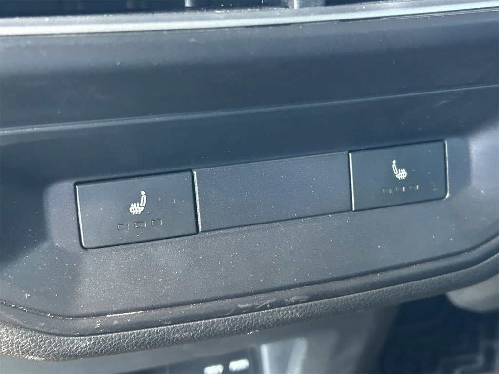 Used 2024 Volkswagen Atlas Cross Sport SEL image 23