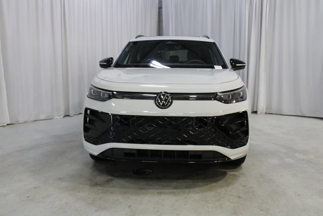 New 2026 Volkswagen Tiguan SE R-Line AWD/4WD image 37