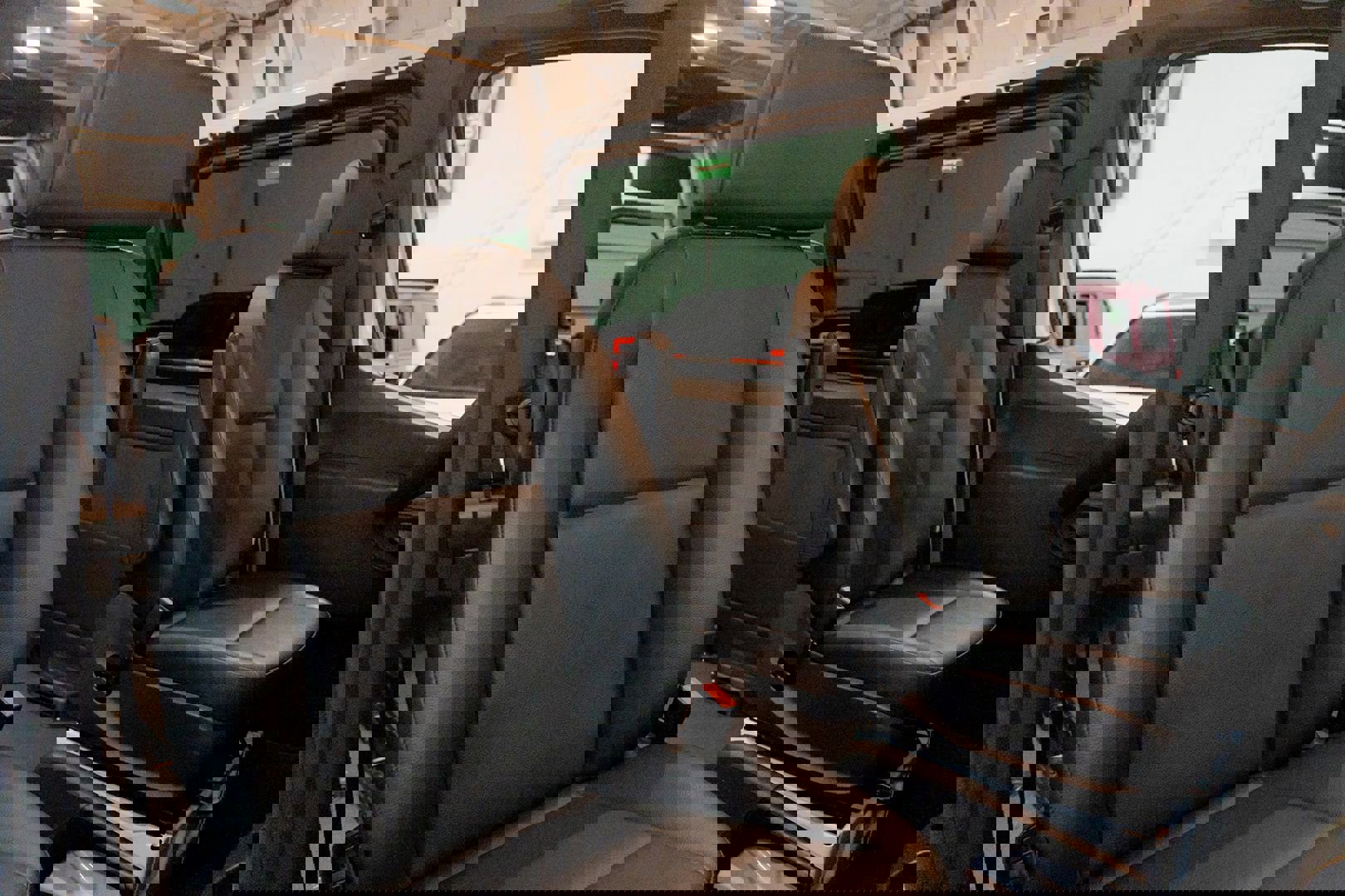 Used 2019 Mercedes-Benz Sprinter 2500 image 34