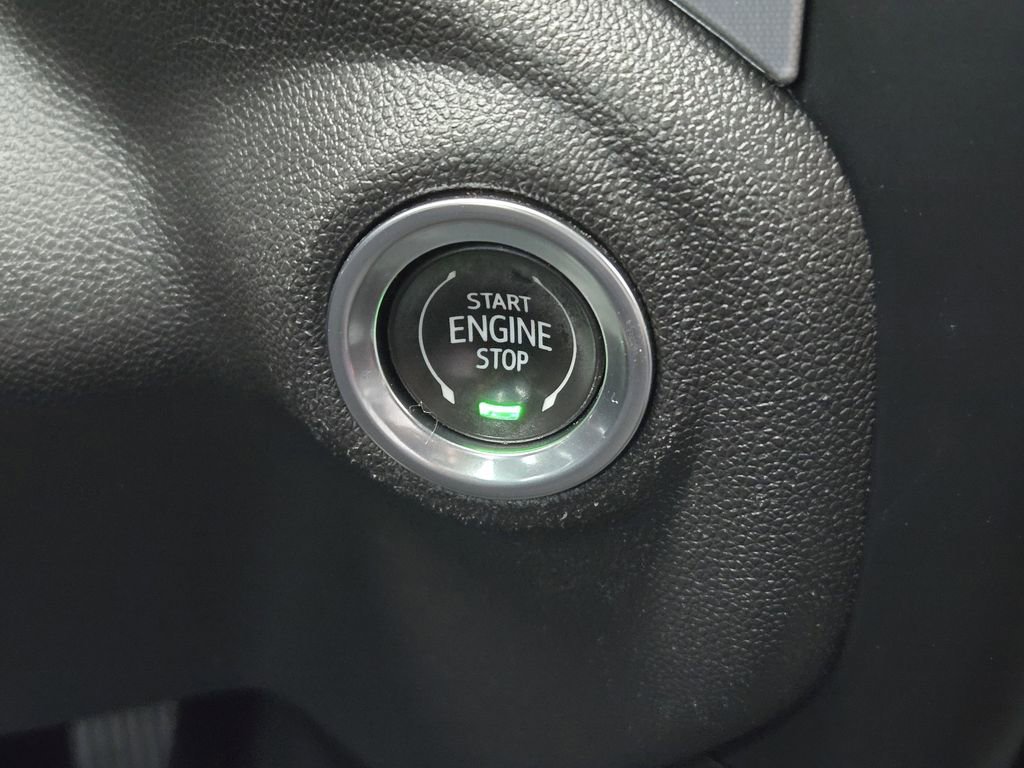 Used 2021 GMC Sierra 1500 Elevation RWD image 17
