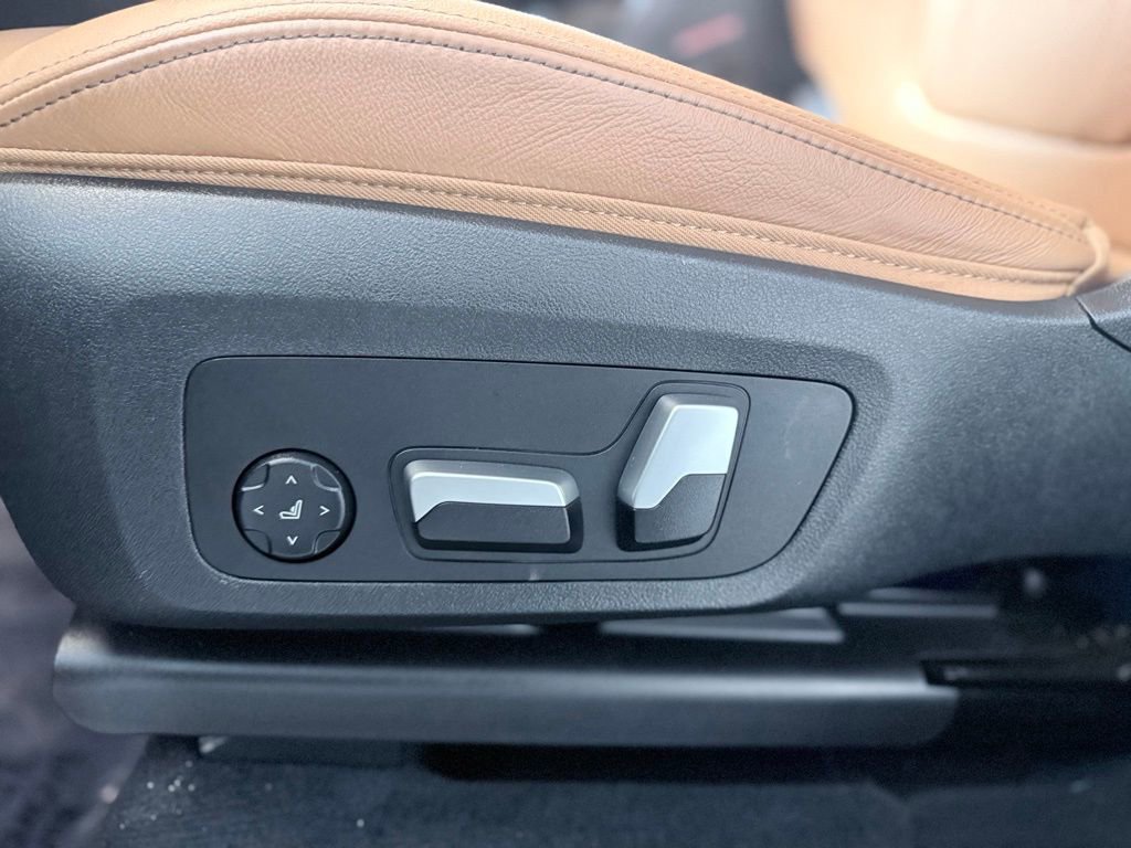 Used 2023 BMW X3 xDrive30i image 16