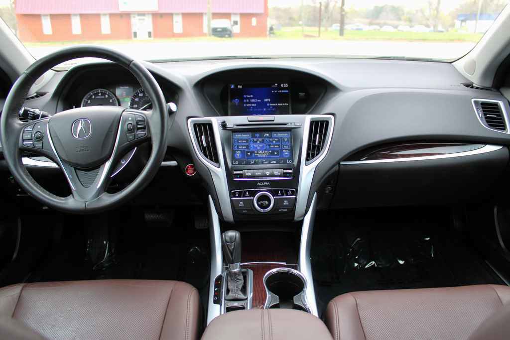 Used 2017 Acura TLX w/Tech image 11