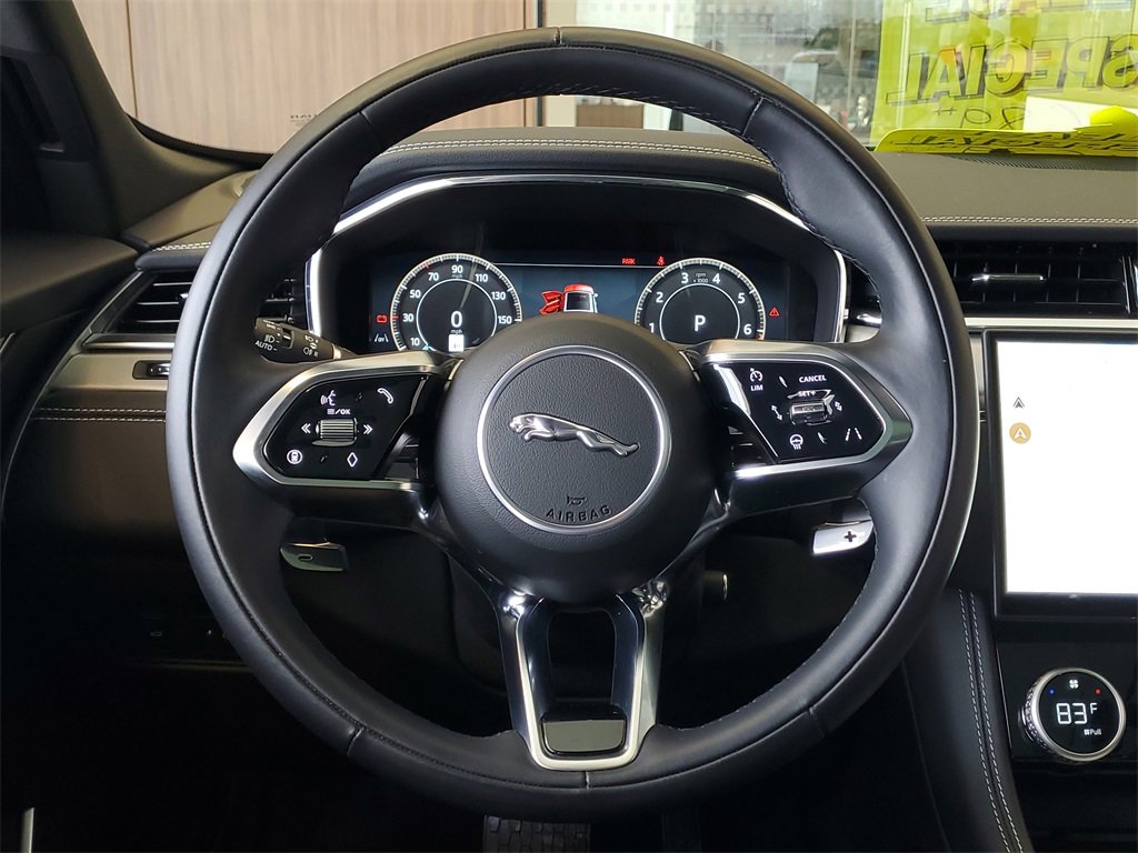 Used 2025 Jaguar F-PACE R-Dynamic S image 28