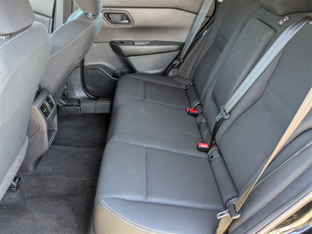 Certified 2024 Nissan Rogue S image 12