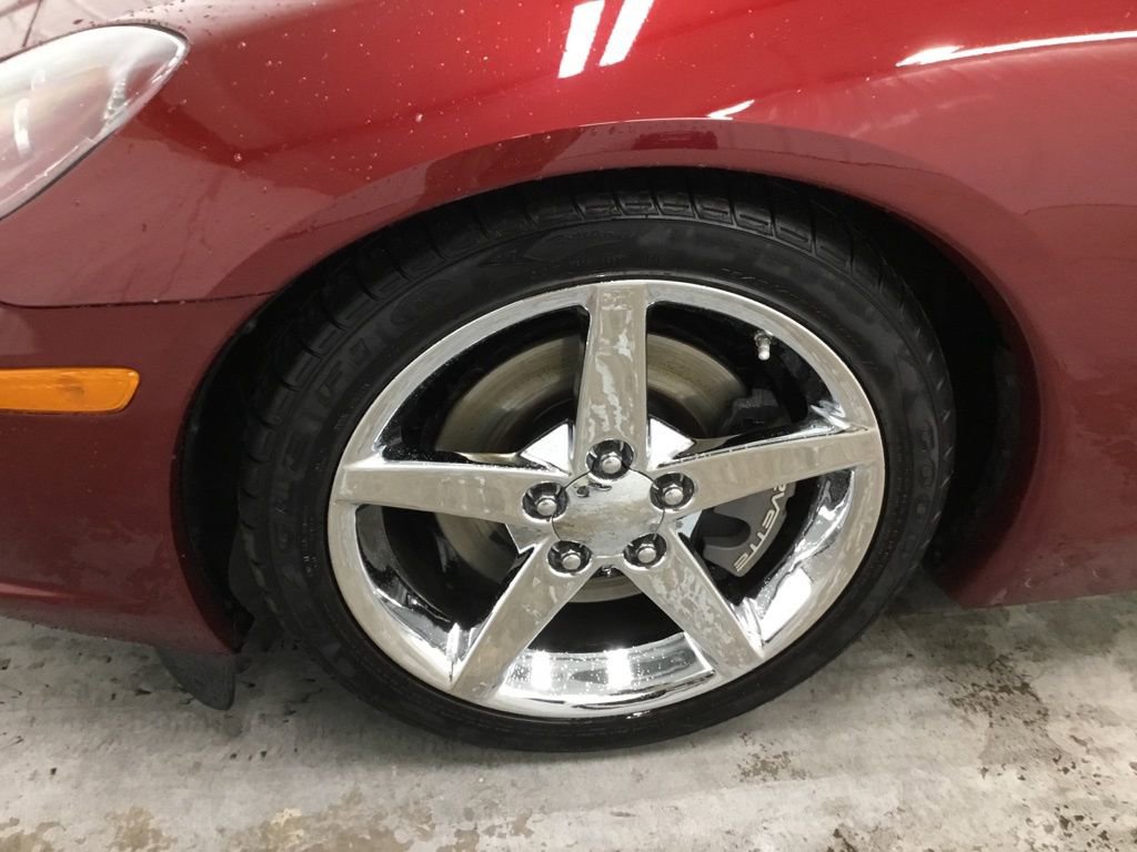 Used 2005 Chevrolet Corvette Coupe w/ Preferred Equipment Group image 4