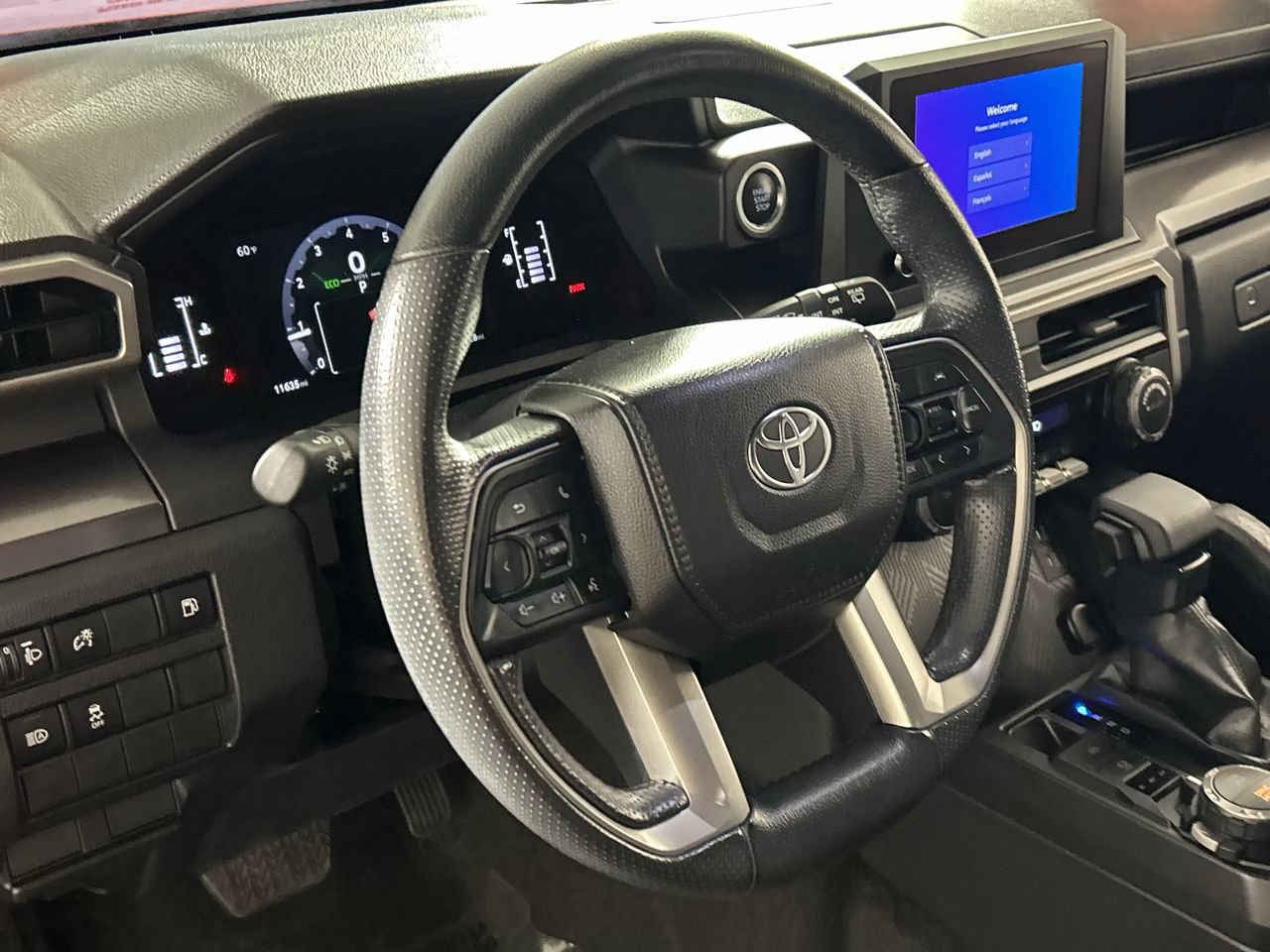 Used 2025 Toyota 4Runner SR5 AWD/4WD image 14