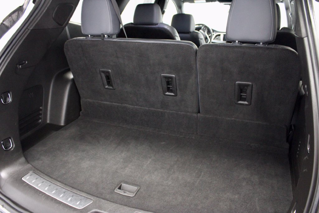 Used 2024 Buick Enclave Premium AWD/4WD image 13