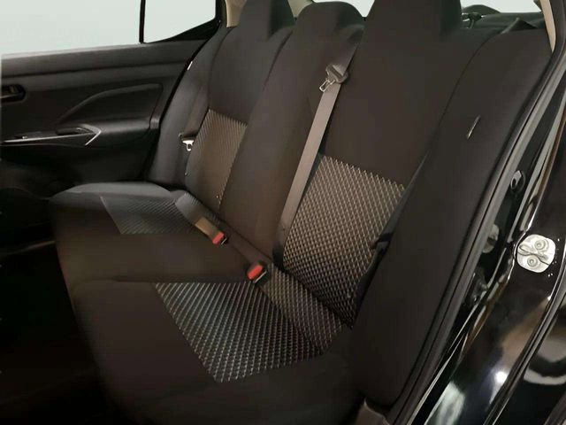 Used 2021 Nissan Versa S image 71