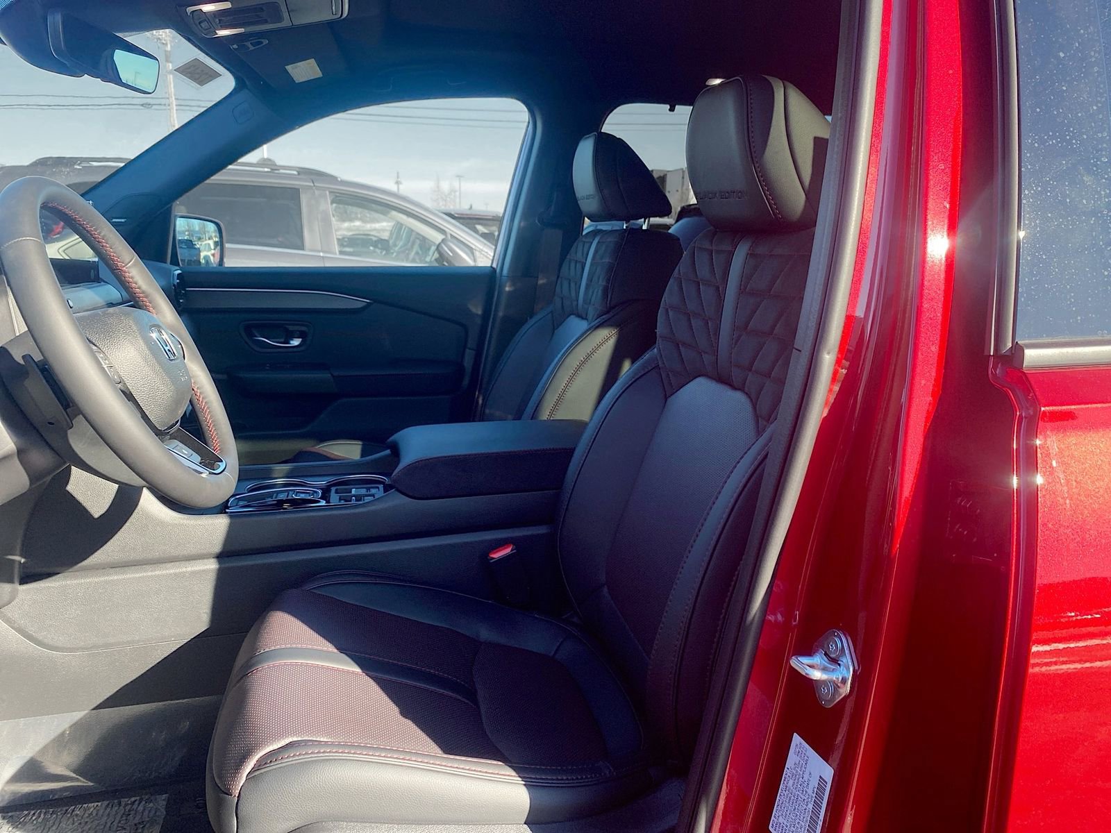 New 2026 Honda Pilot Black Edition image 4