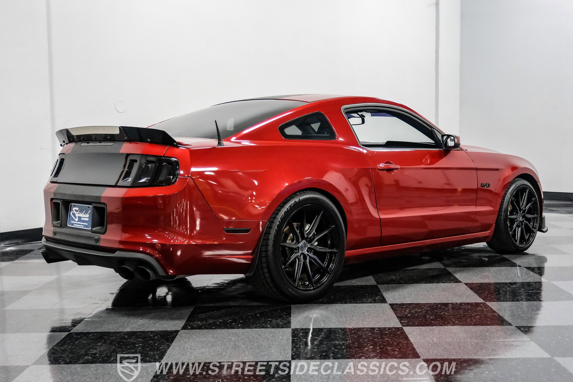 Used 2014 Ford Mustang GT Premium RWD image 12