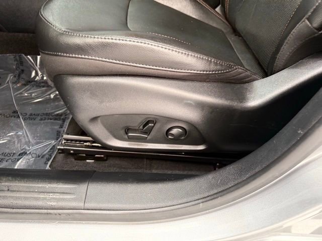 Used 2023 Jeep Compass Latitude w/ Sun and Sound Group image 12