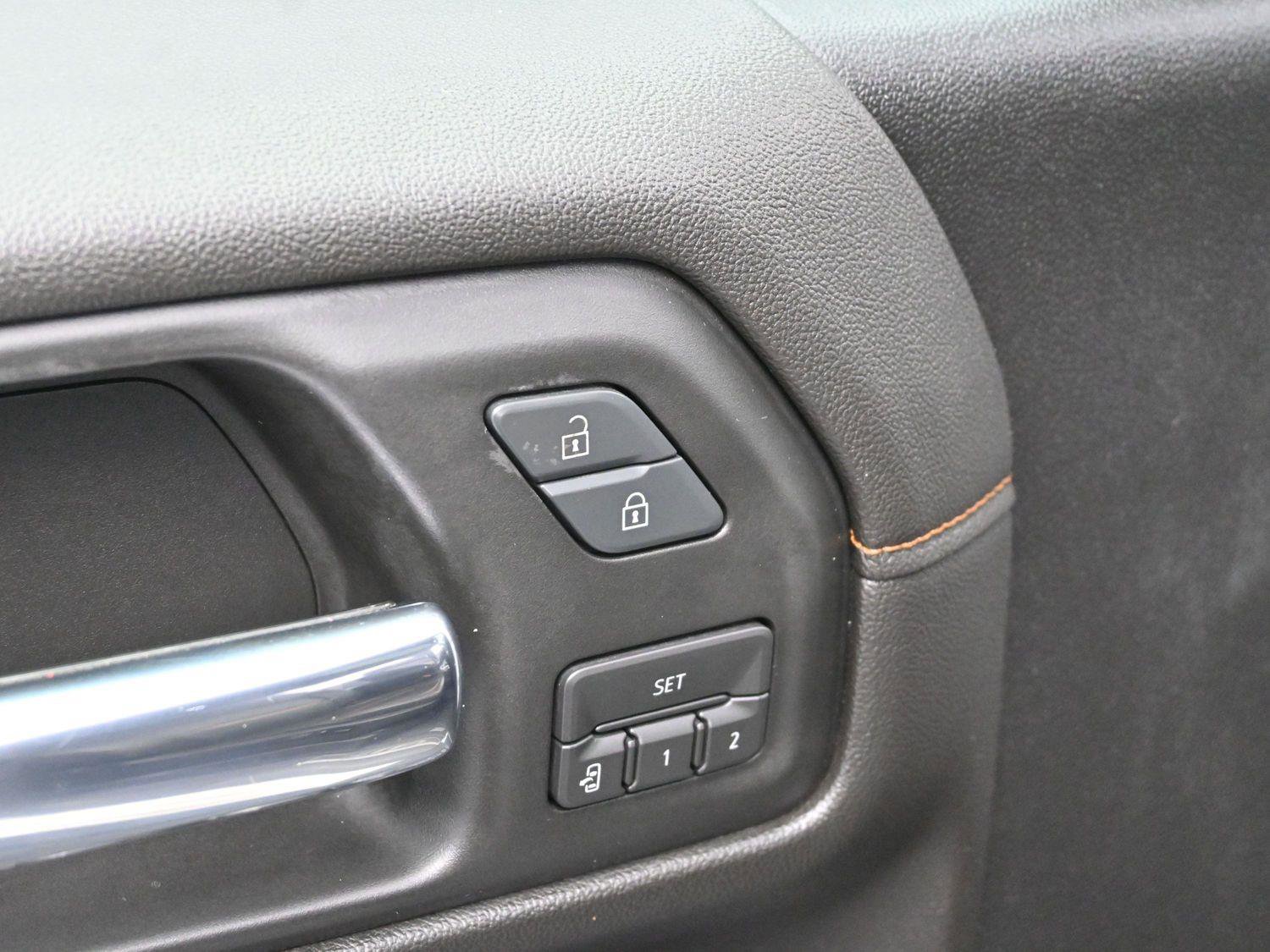 Used 2019 GMC Sierra 1500 AT4 w/ AT4 Premium Package image 10