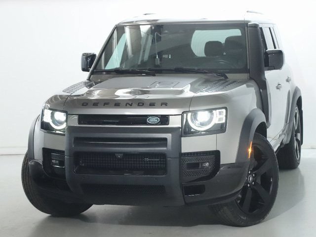 Used 2022 Land Rover Defender 110 X-Dynamic HSE AWD/4WD image 3
