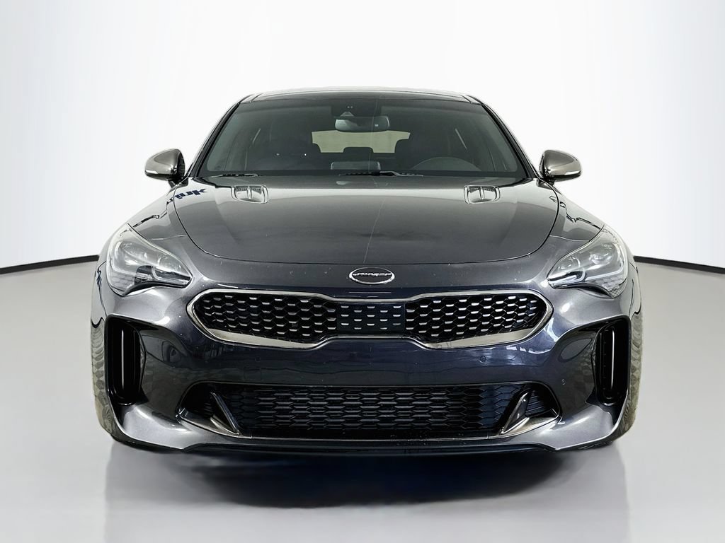Used 2020 Kia Stinger GT1 RWD image 2