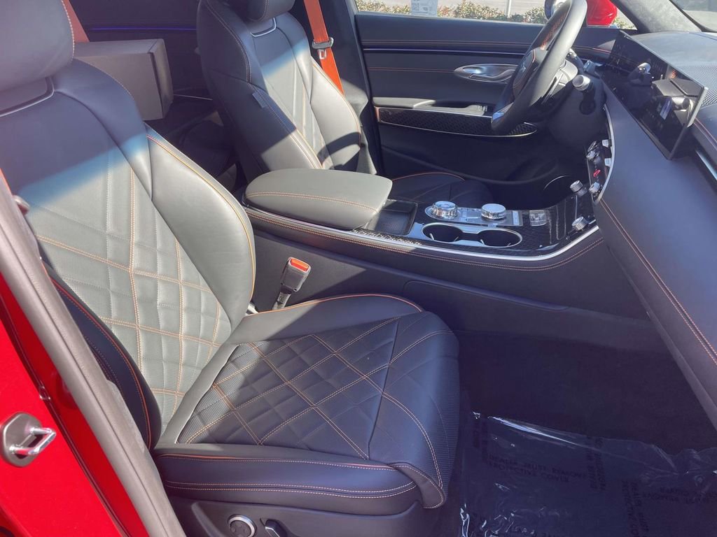 New 2026 Genesis GV70 3.5T Sport Prestige AWD/4WD image 30
