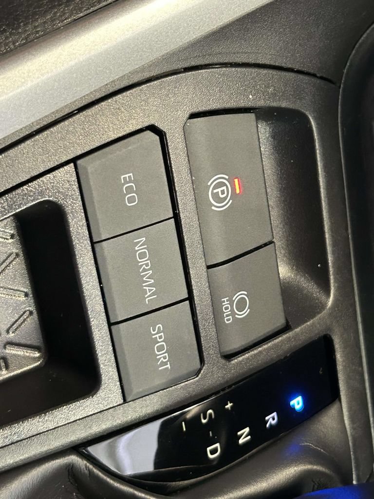 Used 2024 Toyota RAV4 XLE Premium FWD image 22