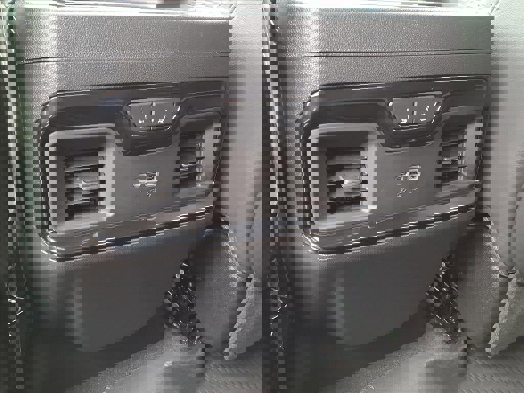 Used 2025 GMC Sierra 1500 AT4X w/ AT4X AEV Edition image 9