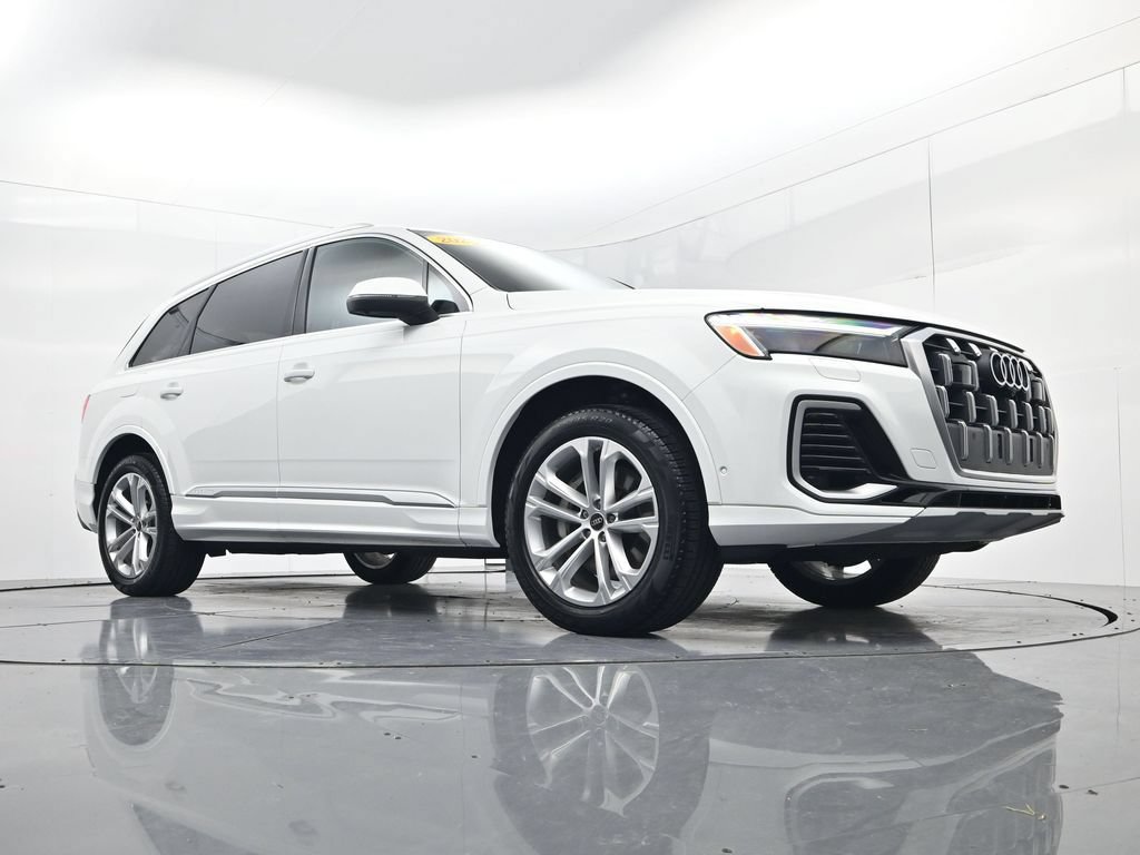 Used 2025 Audi Q7 3.0T Premium Plus AWD/4WD image 58
