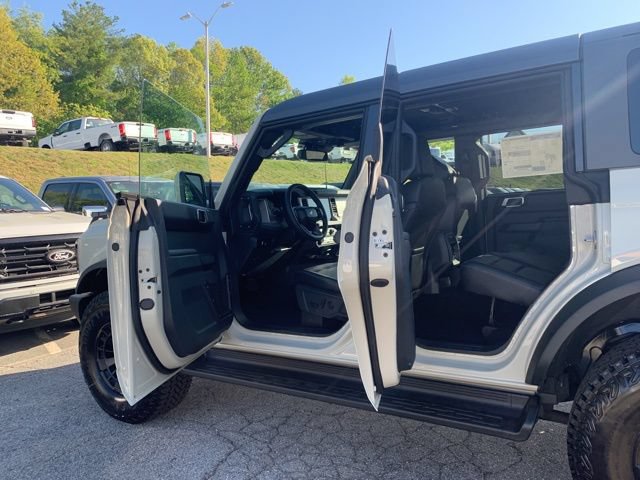 New 2026 Ford Bronco Outer Banks w/ Sasquatch Package AWD/4WD image 18