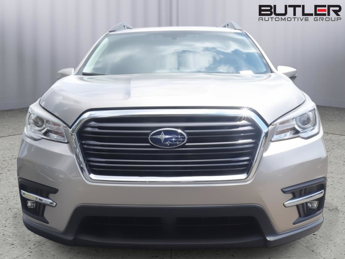Used 2019 Subaru Ascent Limited w/ Popular Package #3 AWD/4WD image 2