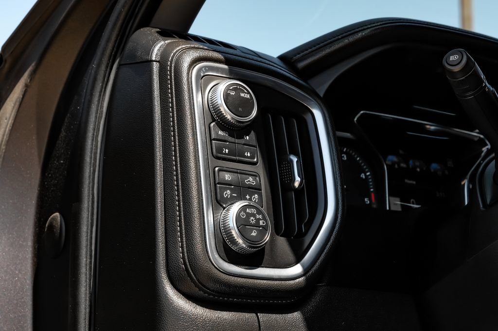 Used 2022 GMC Sierra 2500 Denali AWD/4WD image 16