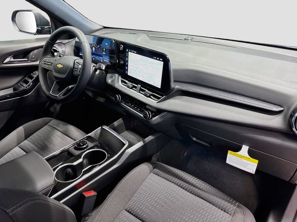 New 2027 Chevrolet Equinox LT w/ Safety and Technology Package FWD image 31