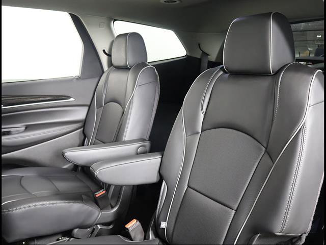 Used 2020 Buick Enclave Avenir w/ Avenir Technology Package FWD image 10