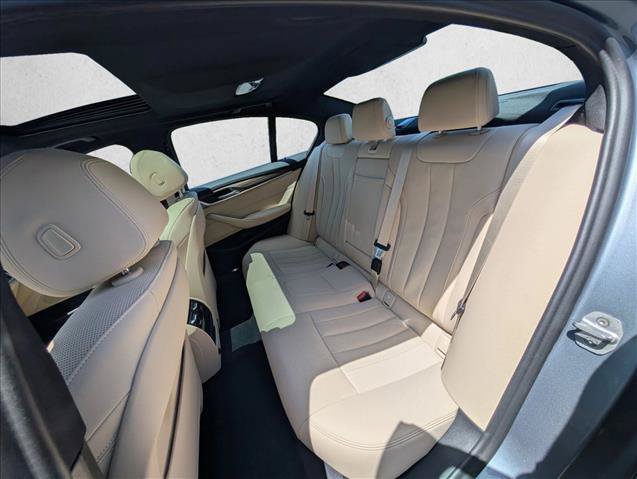 Used 2021 BMW 530e w/ Parking Assistance Package RWD image 23