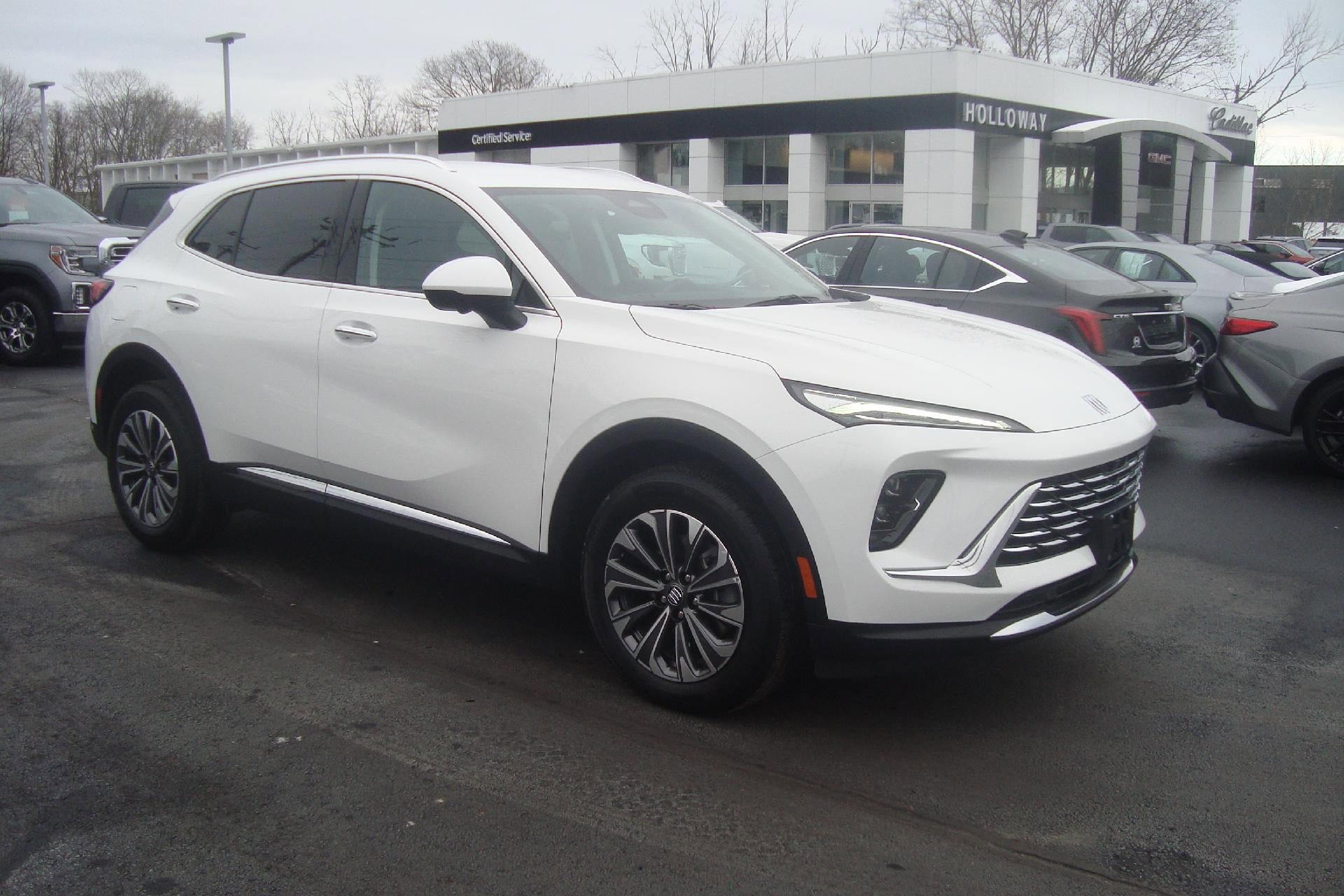 Used 2025 Buick Envision Preferred image 3