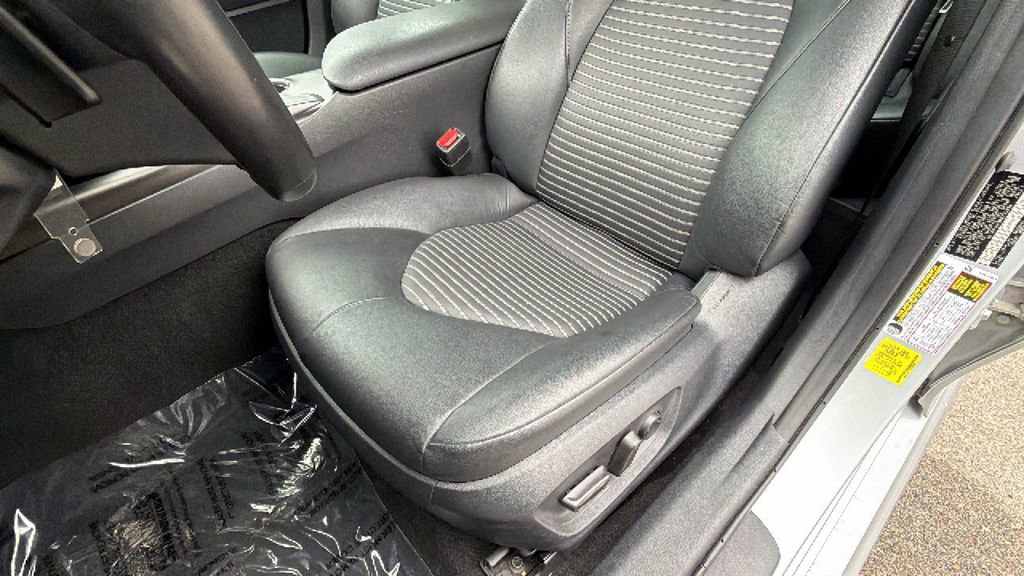 Certified 2024 Toyota Camry SE FWD image 19