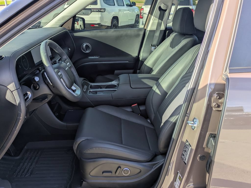 Used 2026 Hyundai Palisade SEL FWD image 7