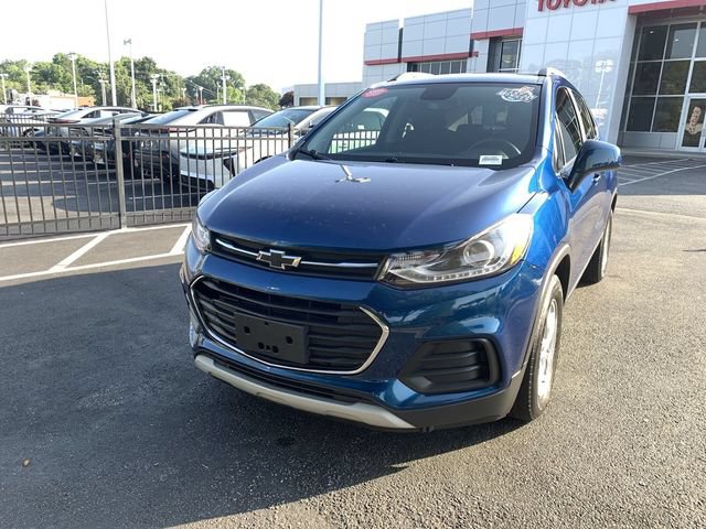 Used 2020 Chevrolet Trax LT FWD image 4