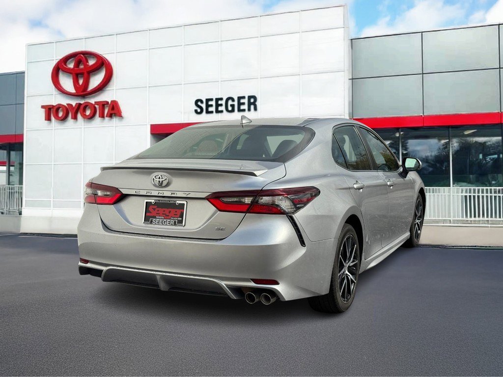 Certified 2023 Toyota Camry SE image 3