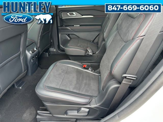 Used 2025 Ford Explorer ST image 16