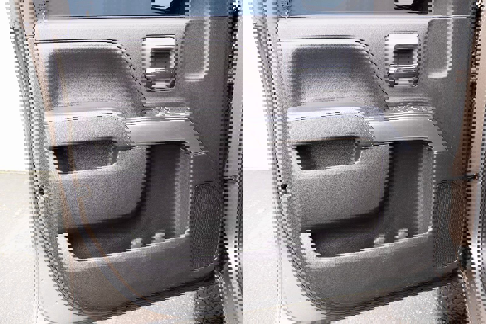 Used 2014 Chevrolet Silverado 1500 LT w/ LT Convenience Package image 14