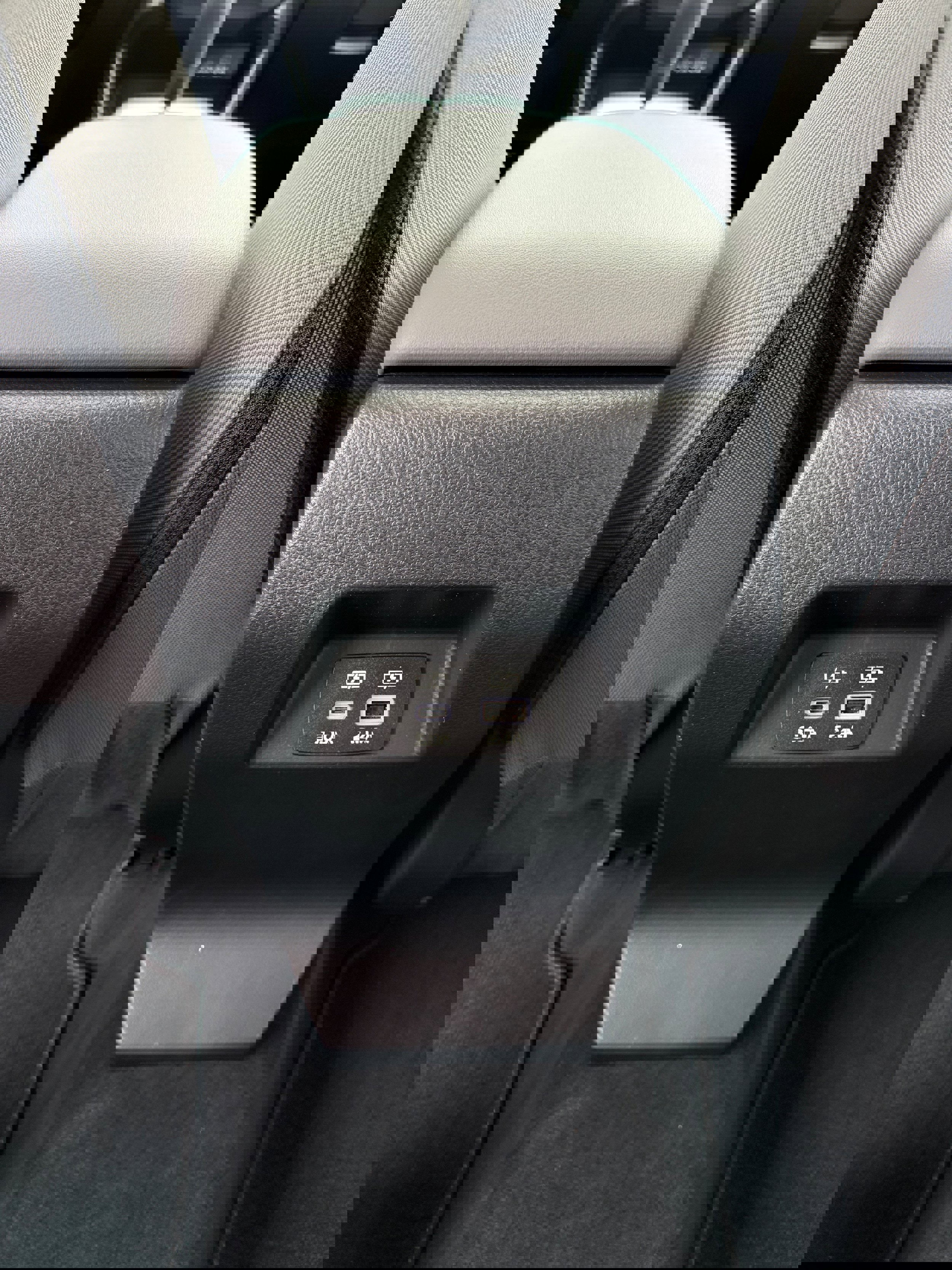 Certified 2025 Subaru Crosstrek 2.0i Premium image 20