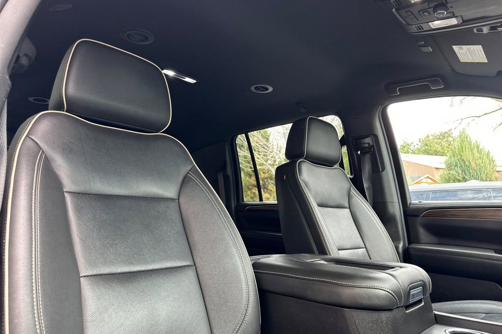 Used 2024 Chevrolet Suburban Premier AWD/4WD image 19