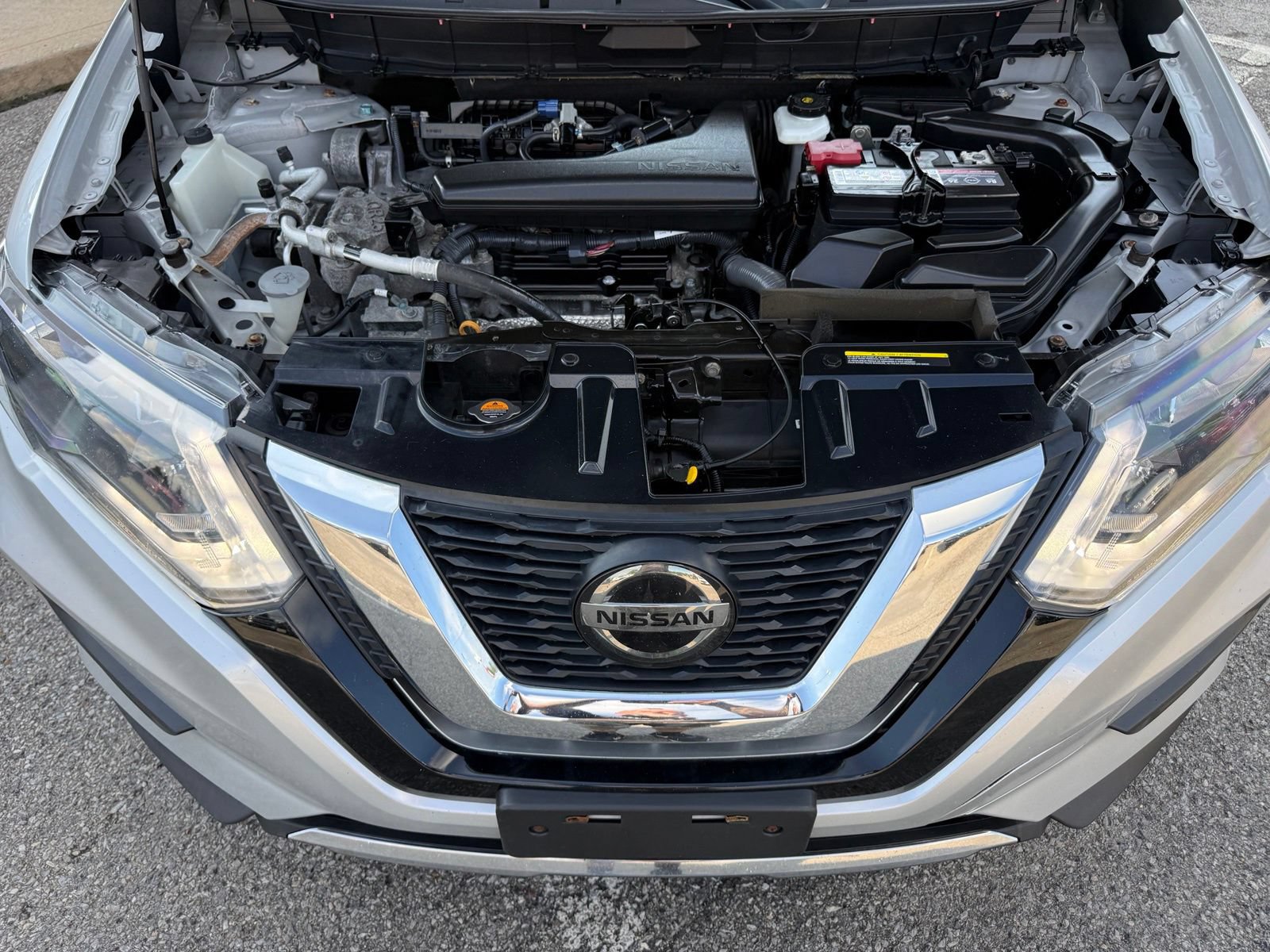 Used 2020 Nissan Rogue S AWD/4WD image 34