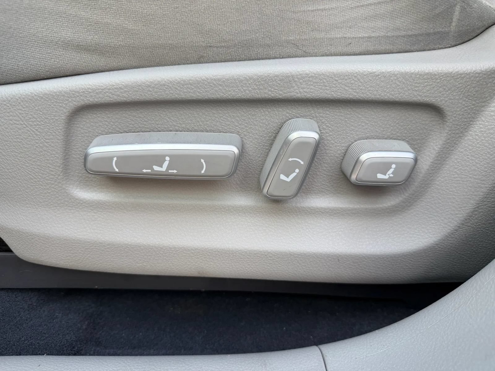 Used 2011 Hyundai Veracruz GLS AWD/4WD image 50