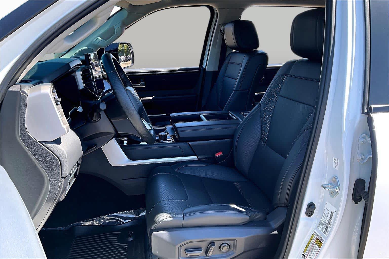 Used 2024 Toyota Tundra Limited w/ TRD Off-Road Package AWD/4WD image 7