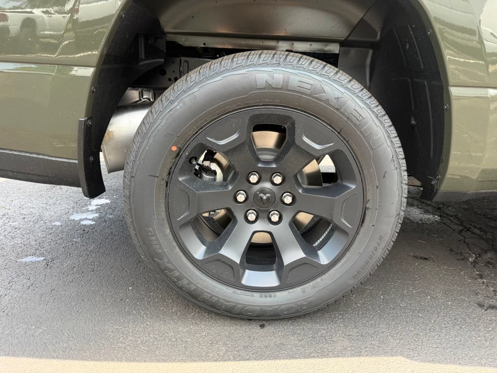 New 2026 RAM 1500 Express AWD/4WD image 45